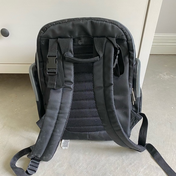 Diaper bag - Picture 3 of 5